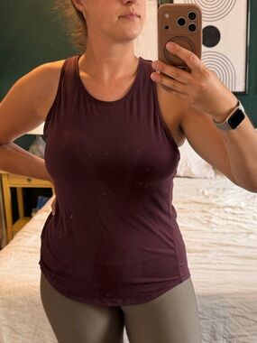 Athleta Essence Vital Tank - Burgundy